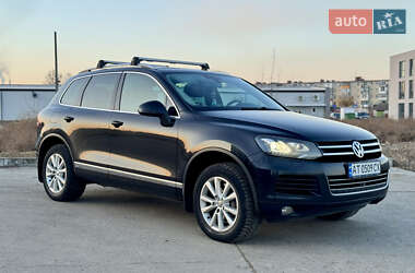 Внедорожник / Кроссовер Volkswagen Touareg 2012 в Калуше