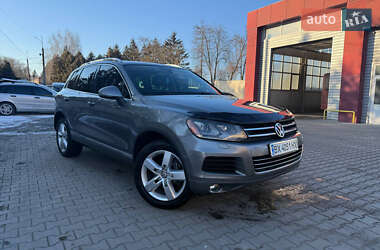 Позашляховик / Кросовер Volkswagen Touareg 2012 в Хмельницькому