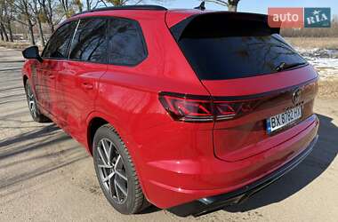 Внедорожник / Кроссовер Volkswagen Touareg 2023 в 
