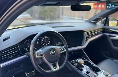 Позашляховик / Кросовер Volkswagen Touareg 2019 в Чорткові