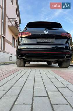 Позашляховик / Кросовер Volkswagen Touareg 2019 в Чорткові