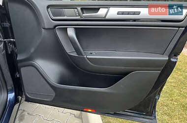 Внедорожник / Кроссовер Volkswagen Touareg 2014 в 