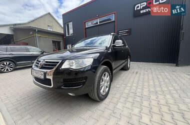 Внедорожник / Кроссовер Volkswagen Touareg 2008 в Черновцах