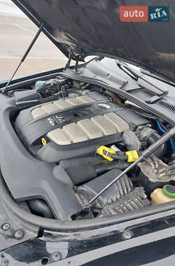 Внедорожник / Кроссовер Volkswagen Touareg 2008 в 