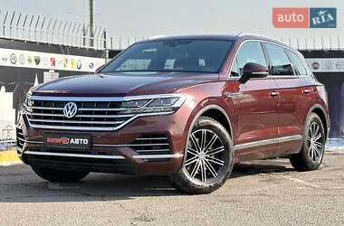 Внедорожник / Кроссовер Volkswagen Touareg 2018 в Киеве