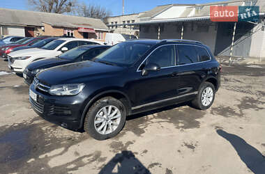 Внедорожник / Кроссовер Volkswagen Touareg 2012 в 