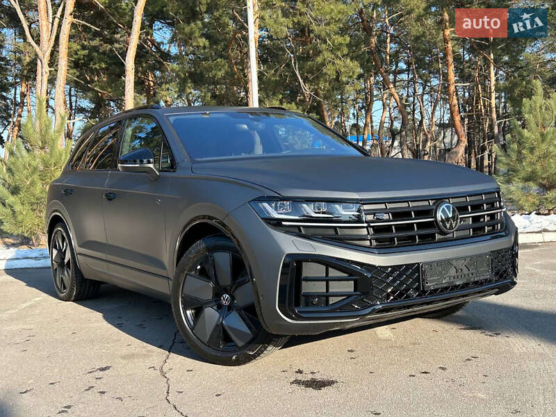 Внедорожник / Кроссовер Volkswagen Touareg 2024 в Киеве