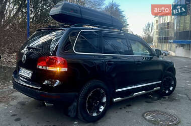 Позашляховик / Кросовер Volkswagen Touareg 2005 в 