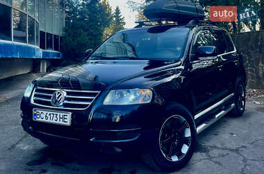 Позашляховик / Кросовер Volkswagen Touareg 2005 в 