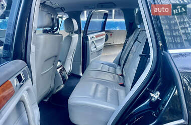 Позашляховик / Кросовер Volkswagen Touareg 2005 в 