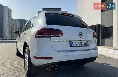 Позашляховик / Кросовер Volkswagen Touareg 2013 в Черкасах