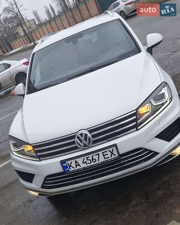 Позашляховик / Кросовер Volkswagen Touareg 2015 в Києві фото 32 Позашляховик / Кросовер Volkswagen Touareg 2015 в Києві