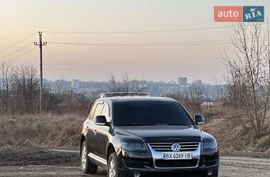 Внедорожник / Кроссовер Volkswagen Touareg 2007 в Хмельницком