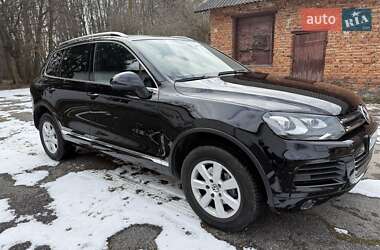 Внедорожник / Кроссовер Volkswagen Touareg 2013 в 