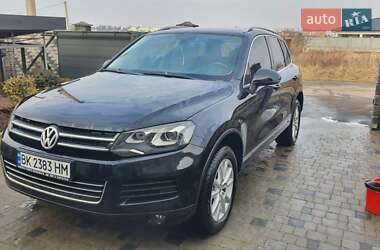 Позашляховик / Кросовер Volkswagen Touareg 2013 в Рівному