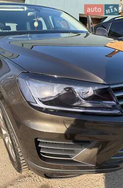 Позашляховик / Кросовер Volkswagen Touareg 2017 в 