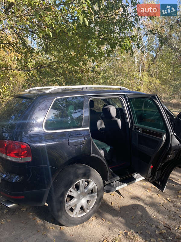 Позашляховик / Кросовер Volkswagen Touareg 2006 в Дніпрі