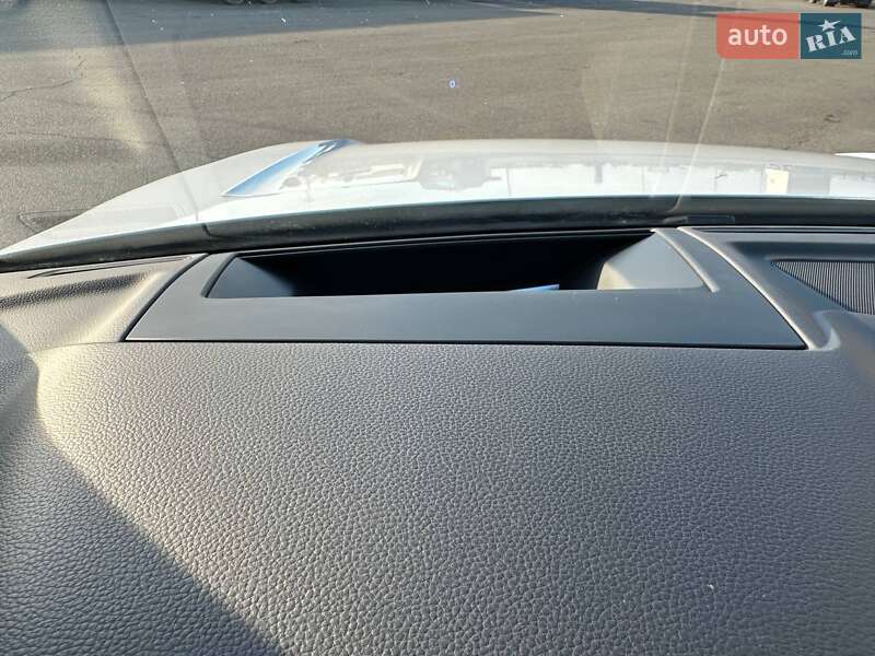 Внедорожник / Кроссовер Volkswagen Touareg 2019 в Умани фото 20 Внедорожник / Кроссовер Volkswagen Touareg 2019 в Умани