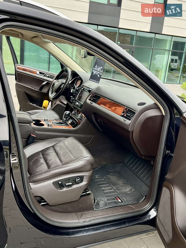 Внедорожник / Кроссовер Volkswagen Touareg 2010 в Хмельницком фото 45 Внедорожник / Кроссовер Volkswagen Touareg 2010 в Хмельницком