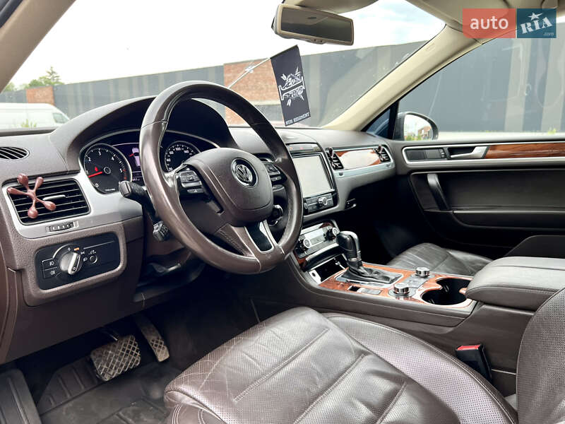 Внедорожник / Кроссовер Volkswagen Touareg 2010 в Хмельницком фото 51 Внедорожник / Кроссовер Volkswagen Touareg 2010 в Хмельницком
