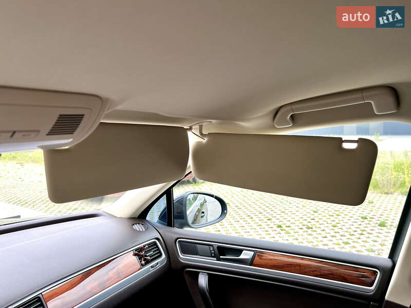 Внедорожник / Кроссовер Volkswagen Touareg 2010 в Хмельницком фото 73 Внедорожник / Кроссовер Volkswagen Touareg 2010 в Хмельницком