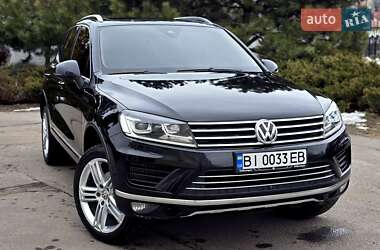 Позашляховик / Кросовер Volkswagen Touareg 2014 в Полтаві