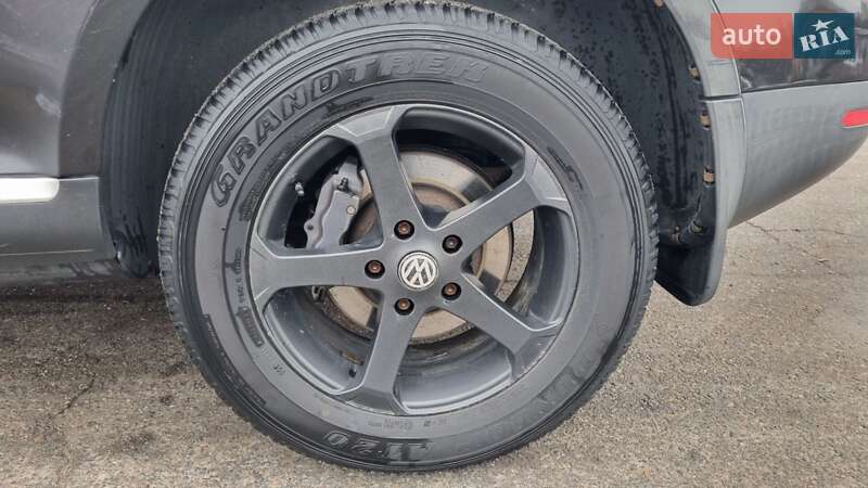 Позашляховик / Кросовер Volkswagen Touareg 2008 в Харкові