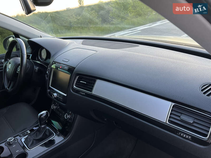 Позашляховик / Кросовер Volkswagen Touareg 2013 в Тернополі фото 83 Позашляховик / Кросовер Volkswagen Touareg 2013 в Тернополі