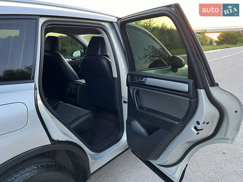 Позашляховик / Кросовер Volkswagen Touareg 2013 в Тернополі фото 94 Позашляховик / Кросовер Volkswagen Touareg 2013 в Тернополі