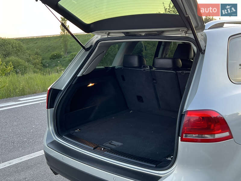 Позашляховик / Кросовер Volkswagen Touareg 2013 в Тернополі фото 117 Позашляховик / Кросовер Volkswagen Touareg 2013 в Тернополі