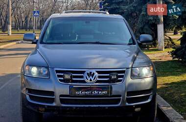 Внедорожник / Кроссовер Volkswagen Touareg 2006 в 