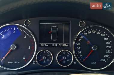 Внедорожник / Кроссовер Volkswagen Touareg 2006 в 