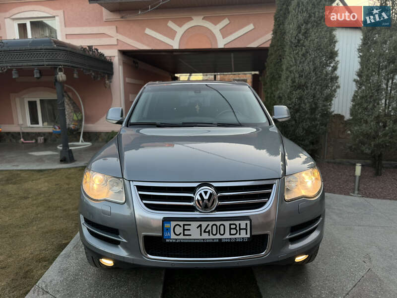 Внедорожник / Кроссовер Volkswagen Touareg 2007 в Черновцах