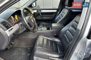 Внедорожник / Кроссовер Volkswagen Touareg 2008 в 
