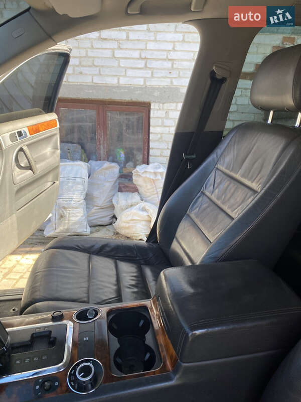 Позашляховик / Кросовер Volkswagen Touareg 2006 в Львові фото 8 Позашляховик / Кросовер Volkswagen Touareg 2006 в Львові