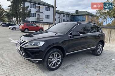 Позашляховик / Кросовер Volkswagen Touareg 2015 в Тернополі