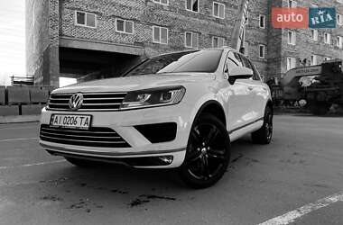 Позашляховик / Кросовер Volkswagen Touareg 2017 в Вишгороді