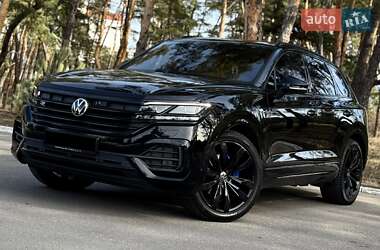 Позашляховик / Кросовер Volkswagen Touareg 2023 в Києві