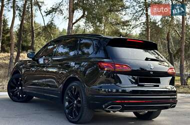 Внедорожник / Кроссовер Volkswagen Touareg 2023 в 