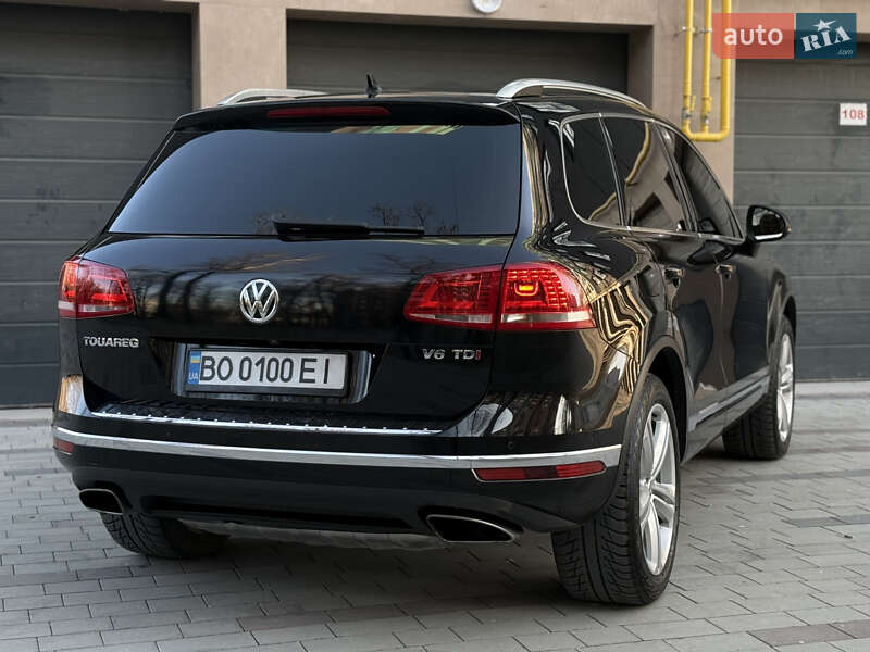 Позашляховик / Кросовер Volkswagen Touareg 2014 в Тернополі