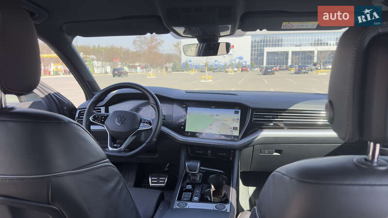 Позашляховик / Кросовер Volkswagen Touareg 2020 в Броварах