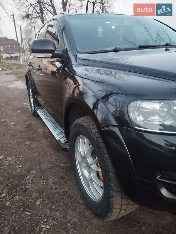 Внедорожник / Кроссовер Volkswagen Touareg 2006 в Звягеле