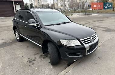 Внедорожник / Кроссовер Volkswagen Touareg 2008 в Харькове