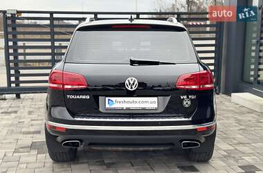 Позашляховик / Кросовер Volkswagen Touareg 2017 в Рівному