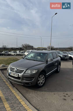 Позашляховик / Кросовер Volkswagen Touareg 2008 в Києві