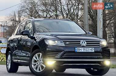 Позашляховик / Кросовер Volkswagen Touareg 2017 в Одесі