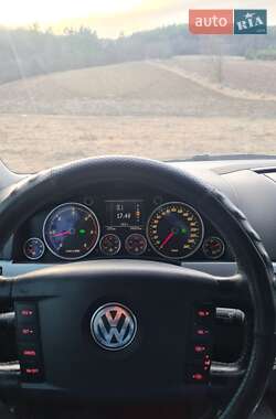 Позашляховик / Кросовер Volkswagen Touareg 2005 в 