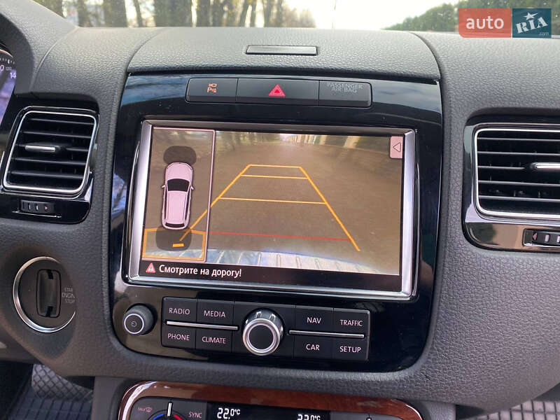 Позашляховик / Кросовер Volkswagen Touareg 2011 в Василькові