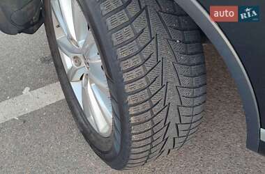 Позашляховик / Кросовер Volkswagen Touareg 2013 в 