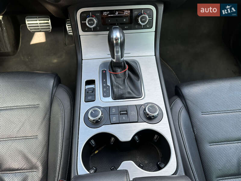 Внедорожник / Кроссовер Volkswagen Touareg 2012 в Луцке фото 13 Внедорожник / Кроссовер Volkswagen Touareg 2012 в Луцке